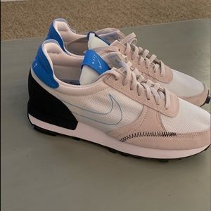 Brand new never worn! Wrong size. Size 7 women’s